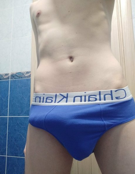 nutscracker8306 star adult pic