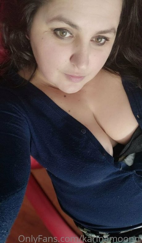 karinamoonn pornstar hot photos