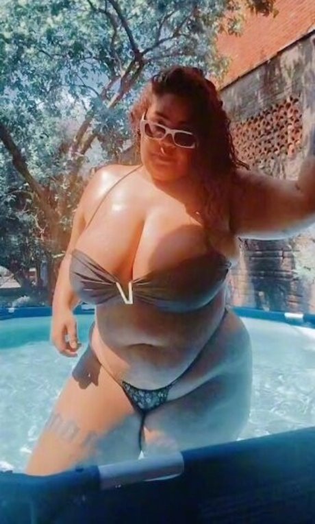 Gabizinhasafis model art photo