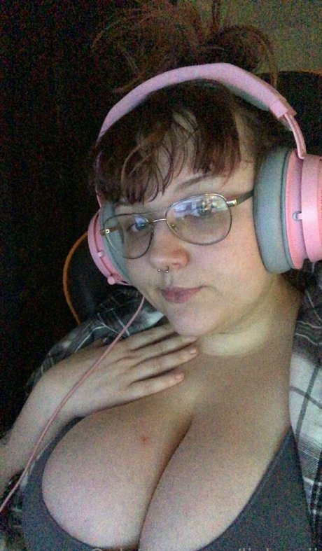 livberrii hot star pics