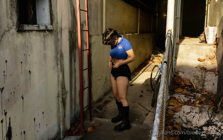 rayziebaby pornstar naked image