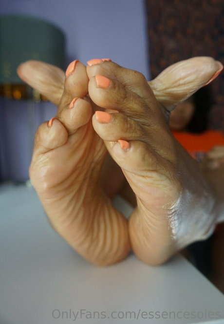 essencesoles Profile pic