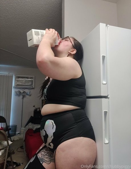 chubbypiggy star top photos