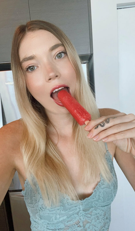 MandyMorganxoxo sexy star galleries