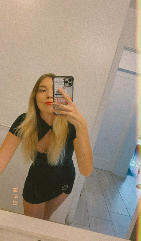 MandyMorganxoxo art pornstar photos