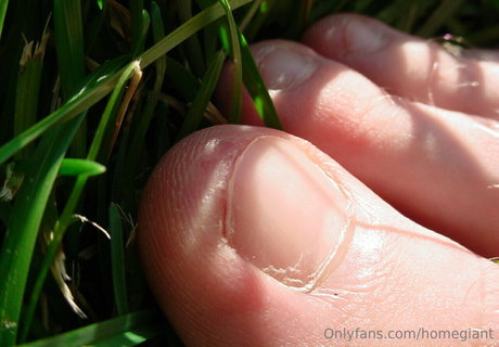 famous female onlyfans hot porn images