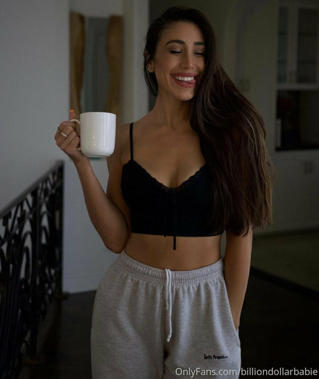 billiondollarbabie nudes model archive