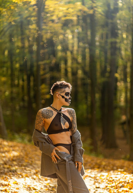 leavin11 free pornstar photos