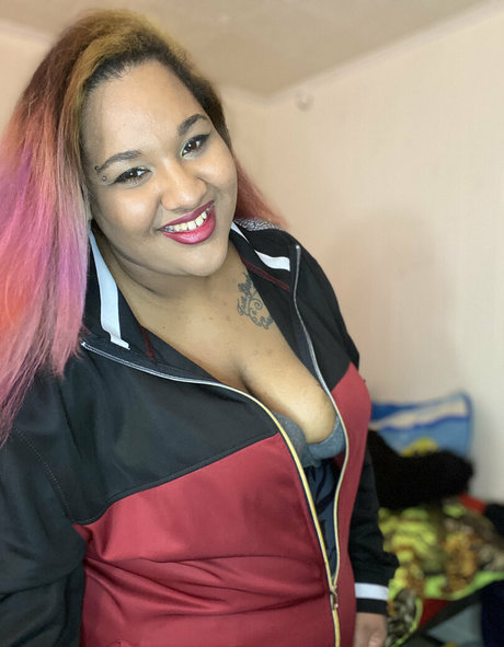 queen coco21 adult actress photo