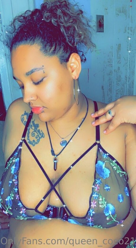 queen coco21 nude pornstar pic