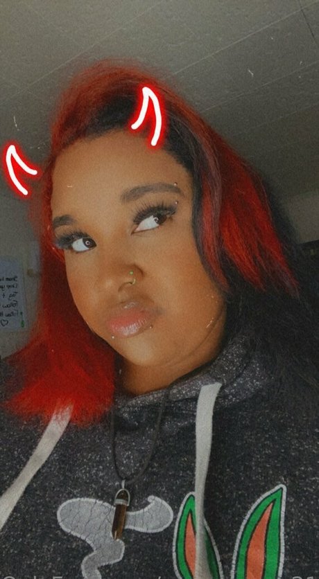 queen coco21 pornographic star archive