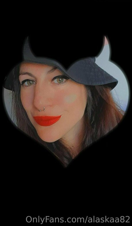 alaskaa82 star nudes image