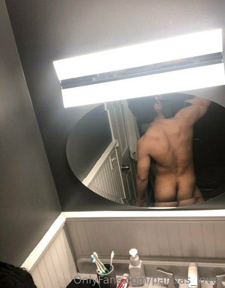 pandas lover model high quality pic