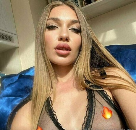 catisima model free gallery