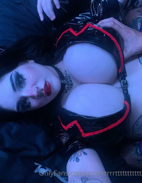 young milf onlyfans beautiful naked photos