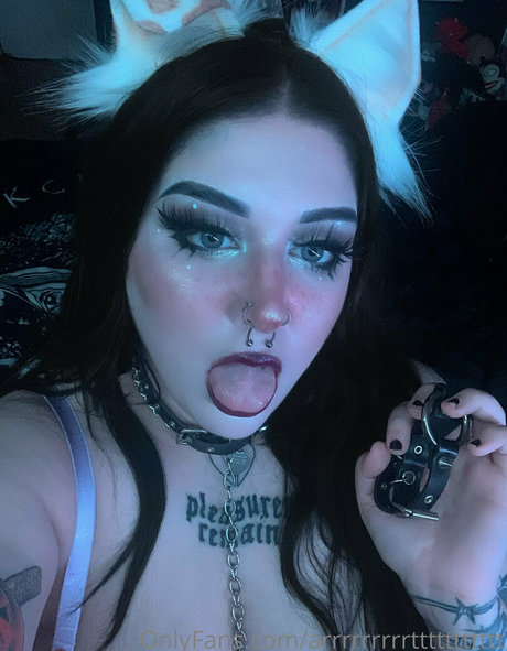 Ur E Mommy best actress pics