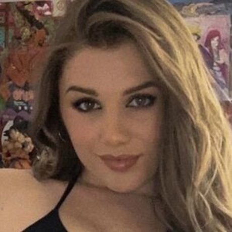 Weenzly star nudes galleries