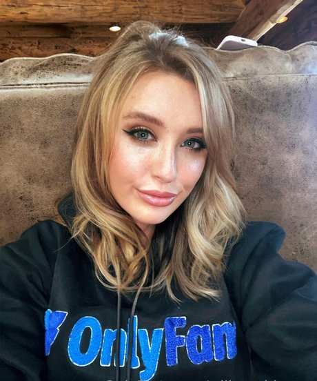 willowwhispers naked star pics