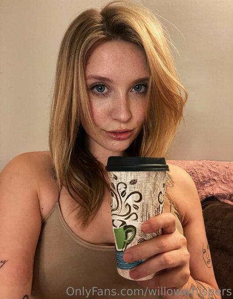 willowwhispers xxx star image