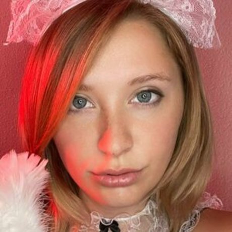 willowwhispers pornstar picture