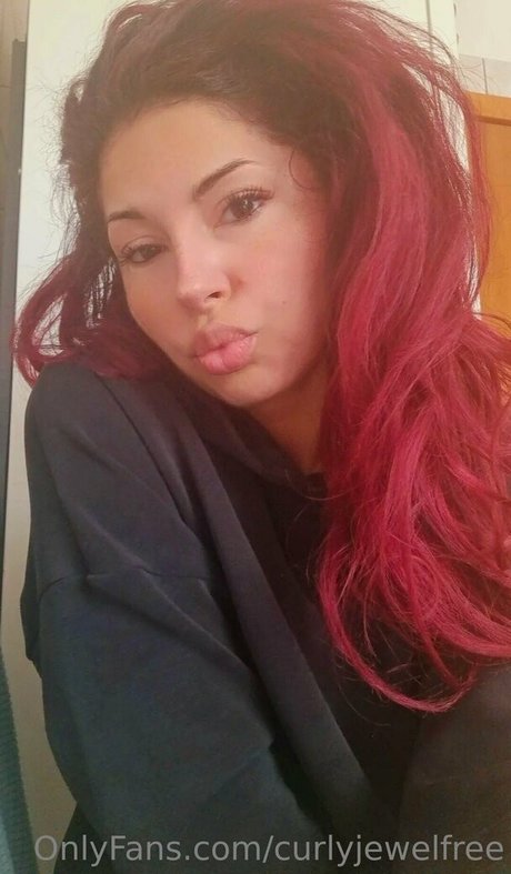 curlyjewelfree model pornographic image