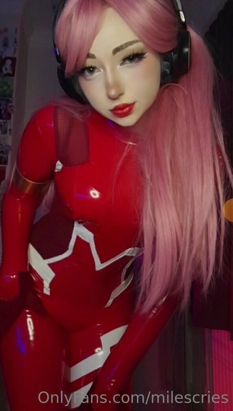 milescries sexy model image