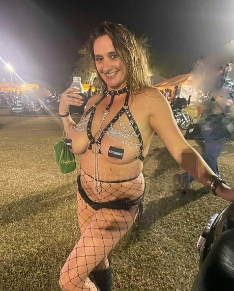 hippiebikergirlfree model pornographic photo