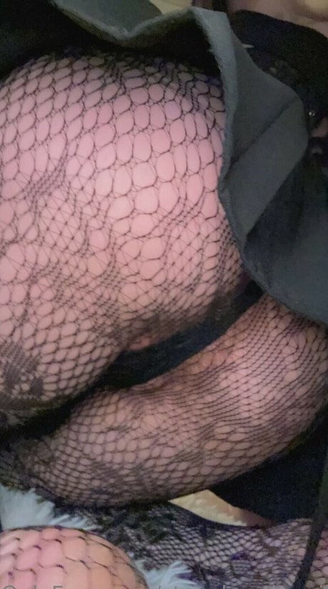 Strawberrymillk star pornographic photos