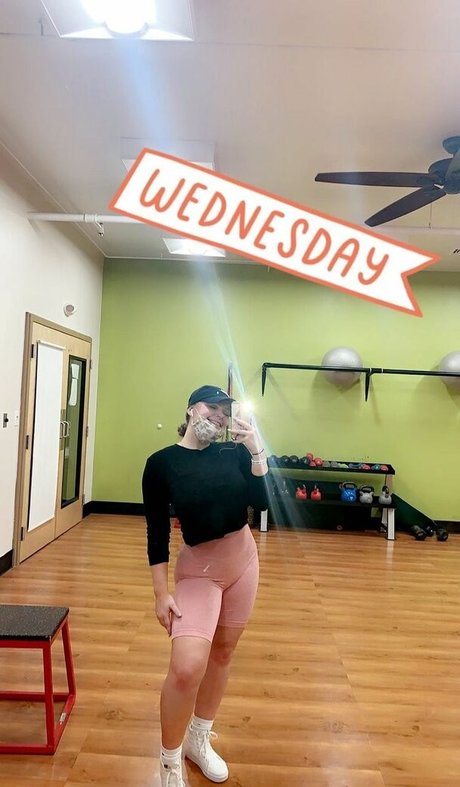 Emily V model xxx pictures