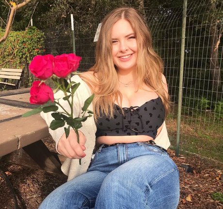 Haley E exclusive pornstar images