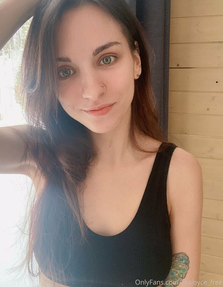 Lisa Joyce art actress picture