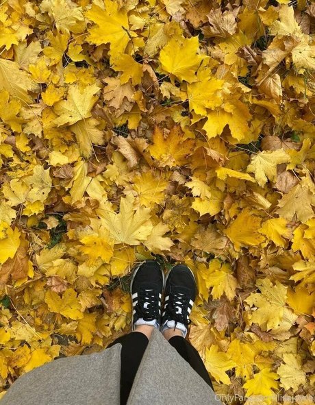 Lisa Joyce top model pics