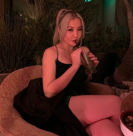 Gina Darling naked model pics