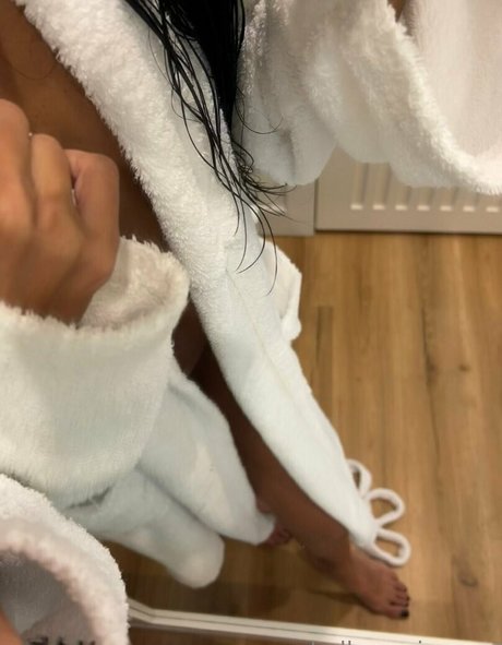 bellaperrix top pornstar pictures