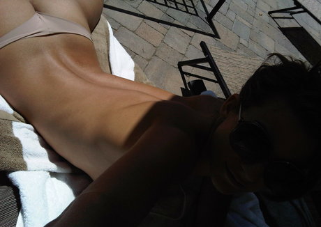 AnnaLynne McCord naked pornstar img