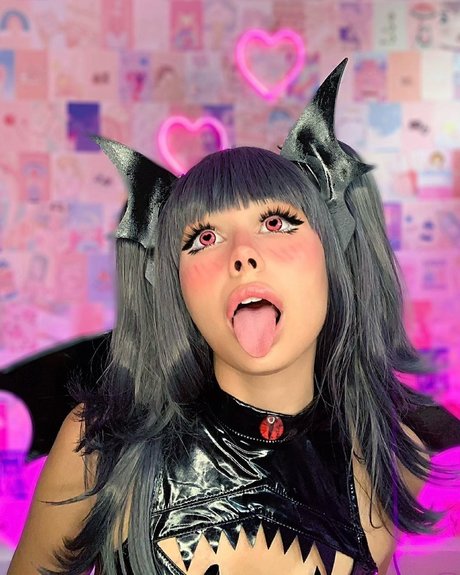 Nikki Barlowe pornstar perfect pictures