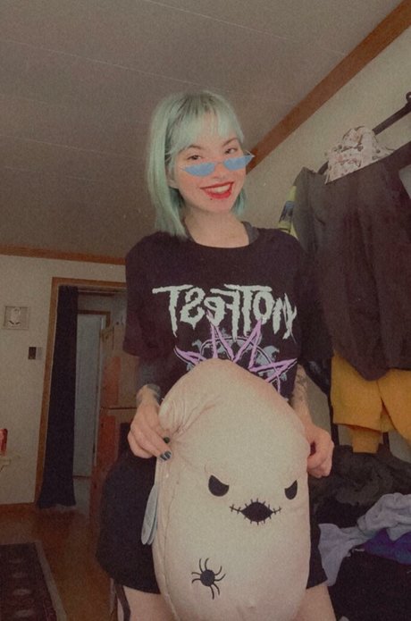 violets cabaret nudes star galleries