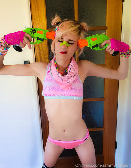 Sammy Splosion exclusive model pic