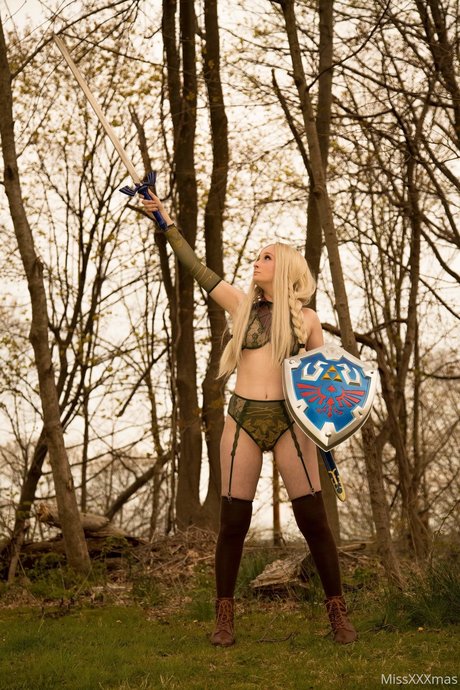 MerryMissXXXmas sexy pornstar images