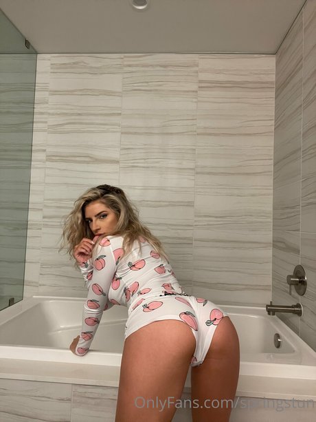 springstun model hot pics