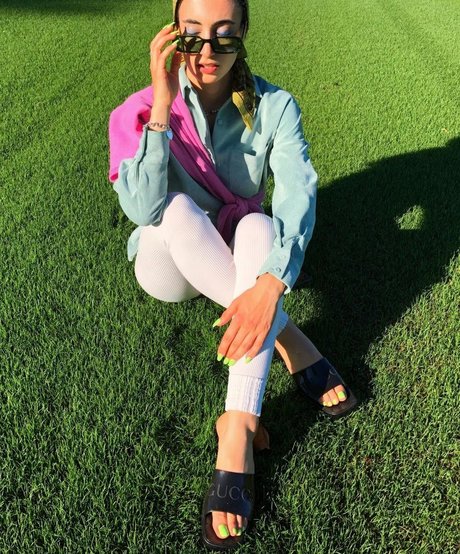 Sher Arar model pornographic pics