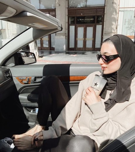 Sher Arar pornstar hot images