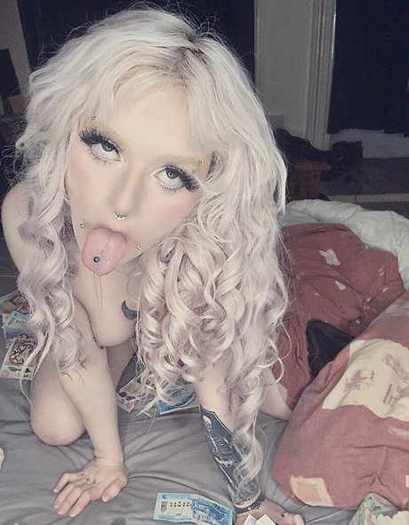 Gremlin Luna nice pornstar img