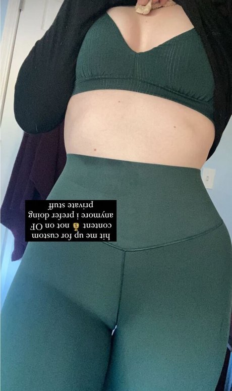 LivPixie model art photos