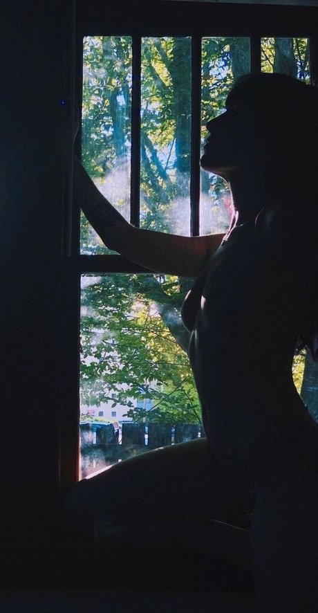 LivPixie top pornstar pic