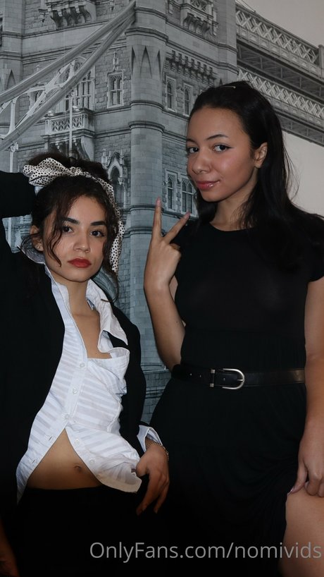 nomicakes star art photo