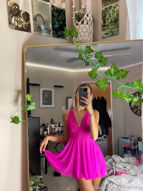 Offbrandbrabie model naked archive