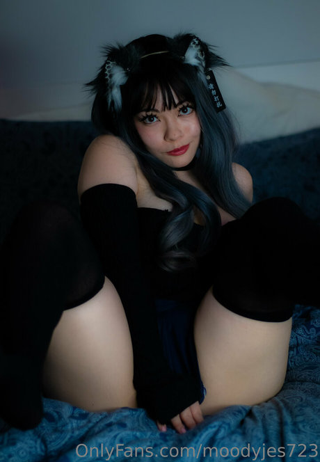 Moodyjes723 sexy model img