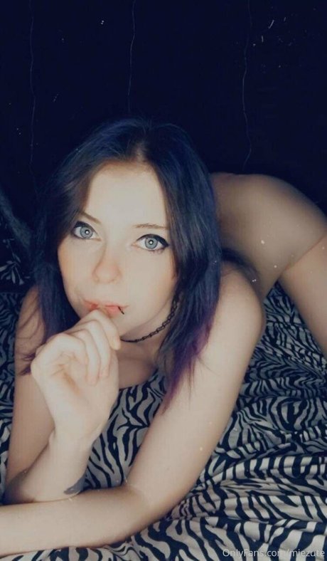 Miezute erotic pornstar photos