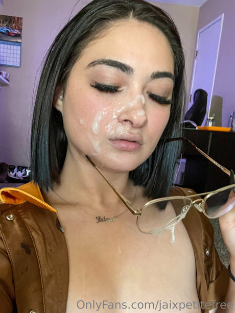 Jaixpetite xxx actress pic